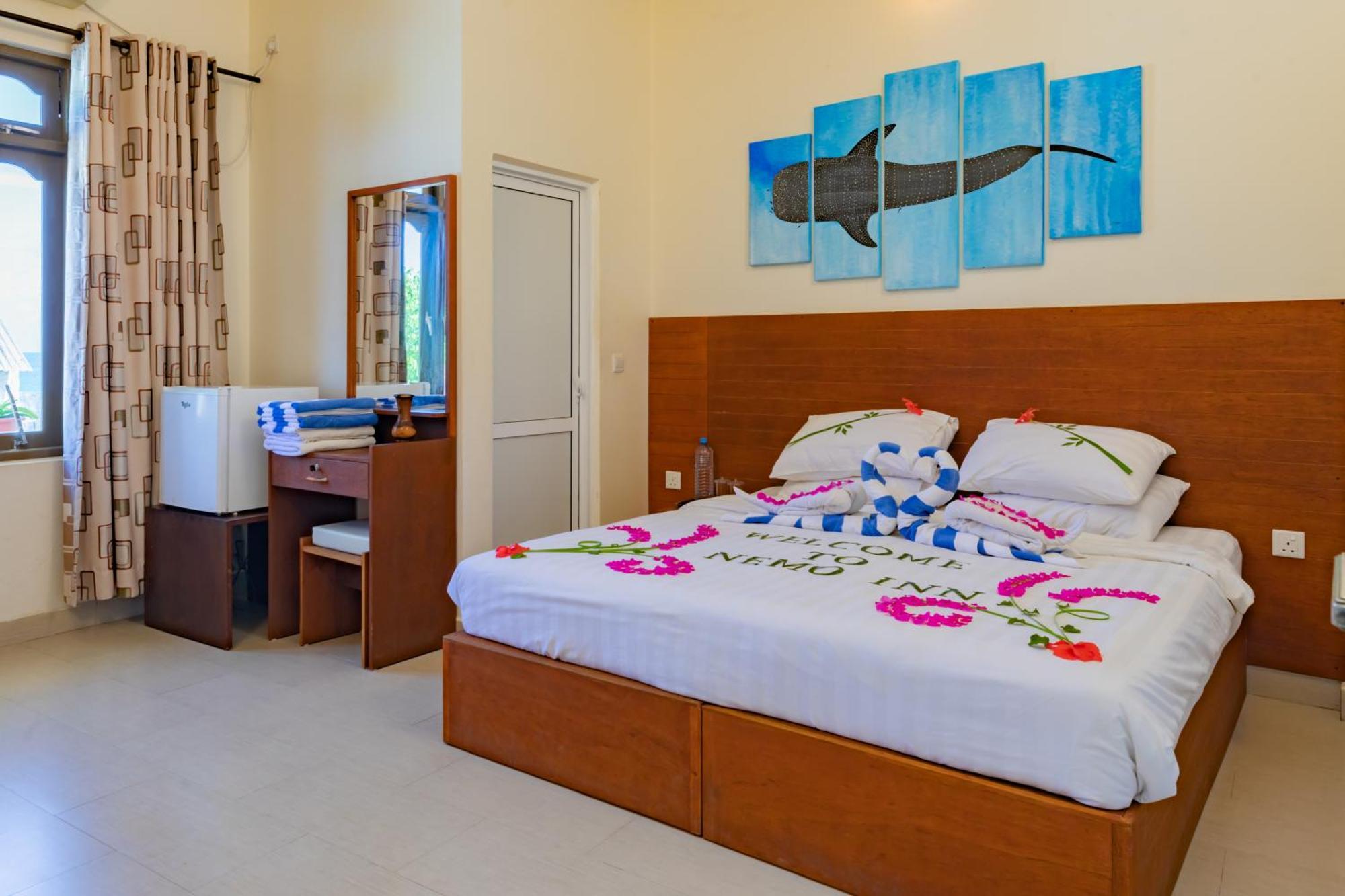 Nemo Inn Omadhoo ภายนอก รูปภาพ
