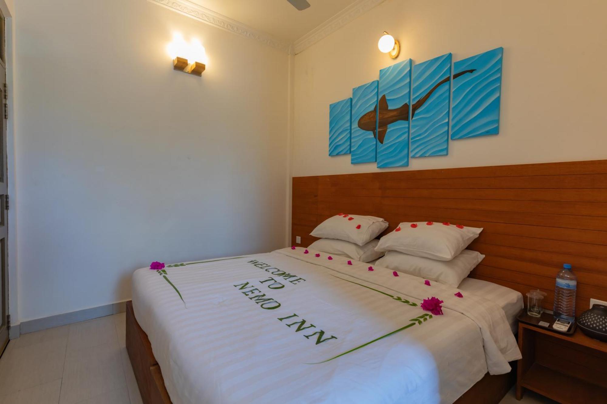 Nemo Inn Omadhoo ภายนอก รูปภาพ